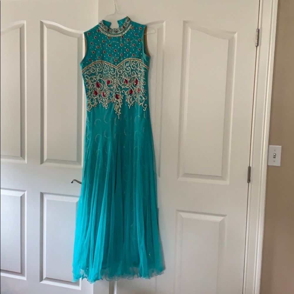 Gown Indian/Bollywood